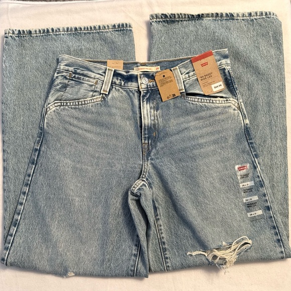 Levis 94 Baggy Distressed Jeans Womens Size 28 Light Wash Wide Leg NEW with Tag - Picture 2 of 13